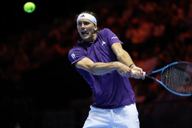 1768529696161027528.jpg (体育)(8)网球——沙特“六王大满贯”表演赛:弗里茨胜兹维列夫XxjpseC000019_20251016_PEPFN0A001.jpg