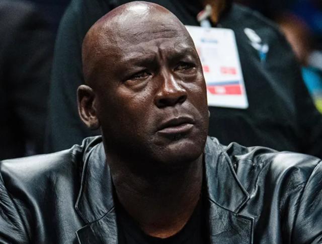 V体育平台-乔丹出售黄蜂狂砍30亿 夏洛特黑暗岁月终于结束？